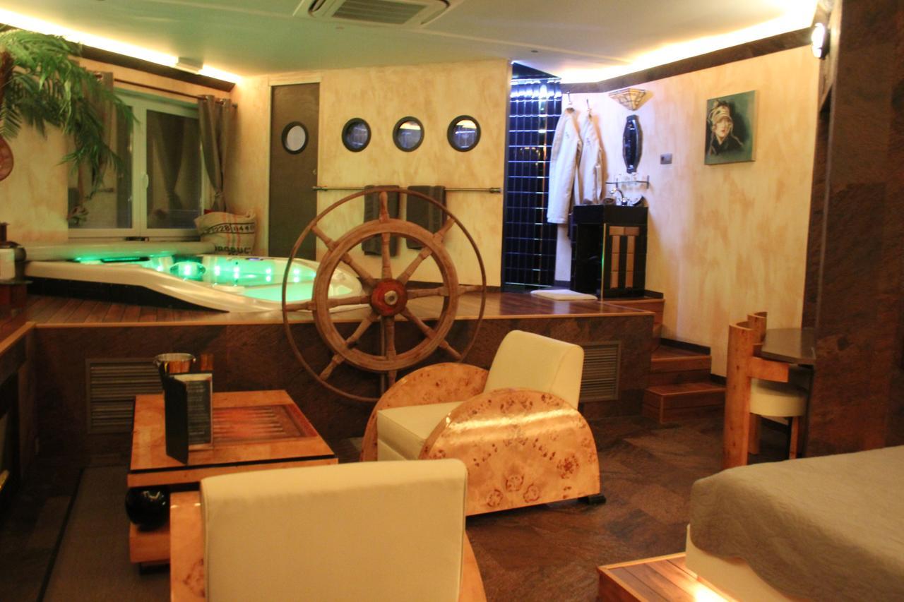 Bubble Lounge Hotel Hooglede Екстер'єр фото